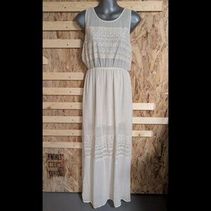 Sheer  divided bohemian floral maxi dress - M